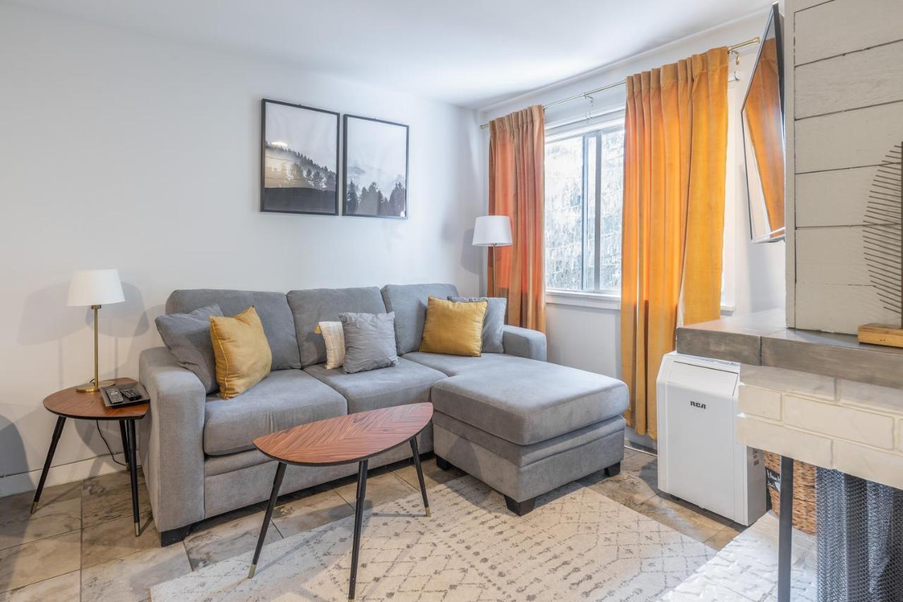 Gorgeous Whistler Creekside Studio Apartment Bagian luar foto