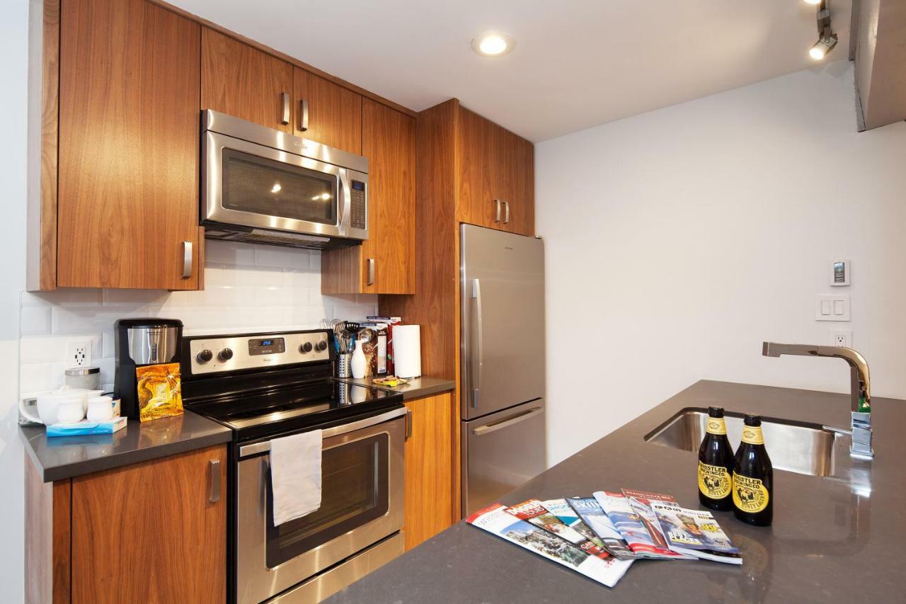 Gorgeous Whistler Creekside Studio Apartment Bagian luar foto